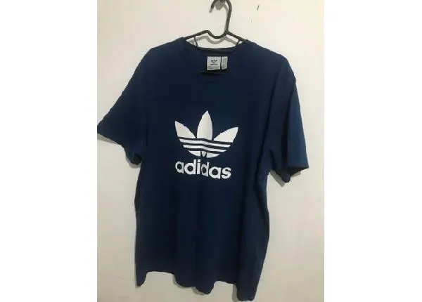 Camisa adidas trefoil