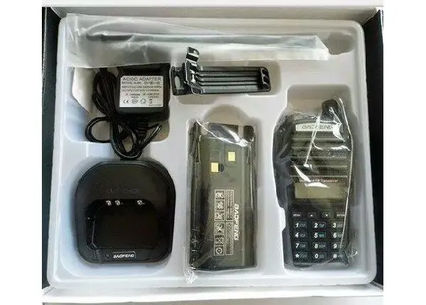 Rádio Comunicador Baofeng Ht Dual Band Uv-82 Bateria 5000mh 8w + Fone