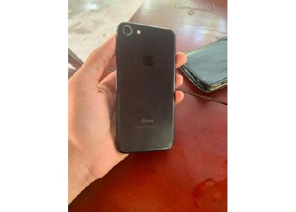 IPhone 7, 32GB, Marcas de Uso