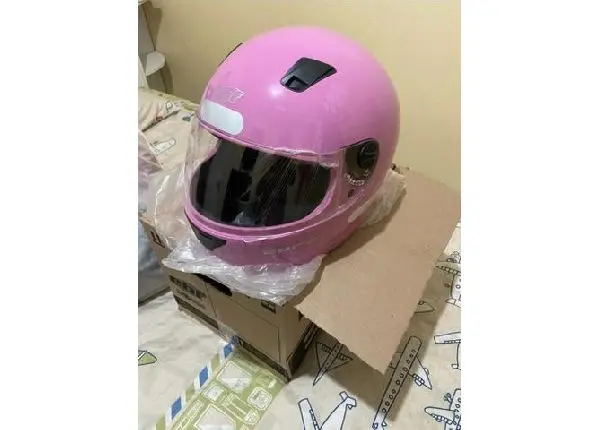 Capacete novo