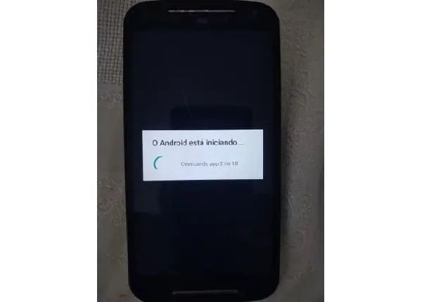 Moto G 2a geração, tela trincada mas funcionando