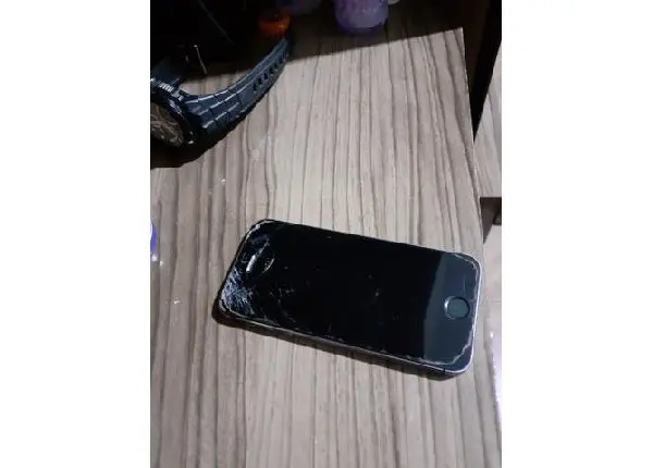 Vende se Iphone 5s