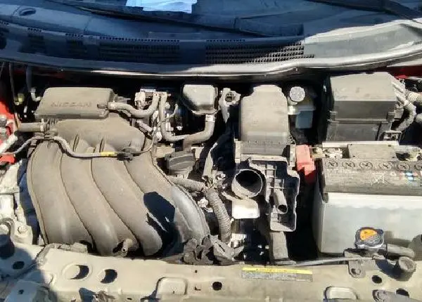 Sucata Nissan Versa FLEX 2014 para venda de peças
