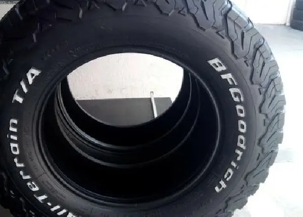 Pneu BF 275/70r17 KO2 (380, 00 o PAR)