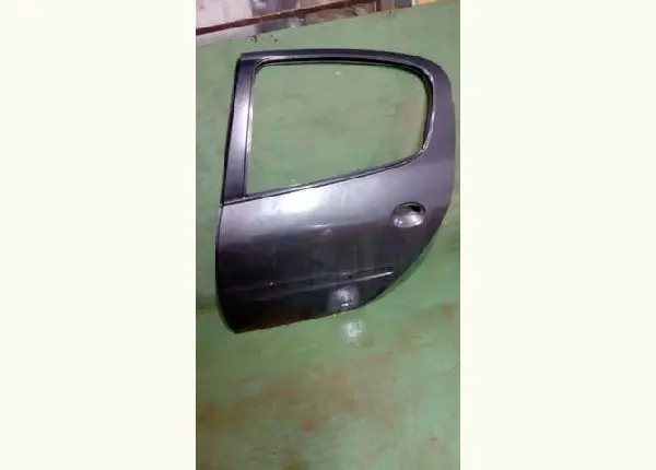 Porta traseira esquerda Peugeot 206