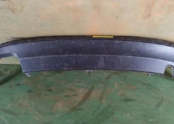Saia spoiler parachoque traseiro jetta GLI 2011-2014 original