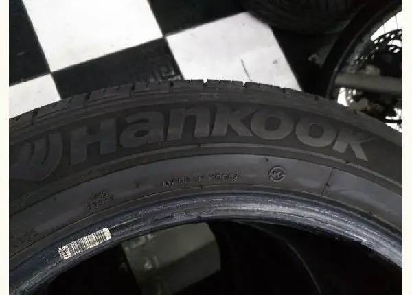 Pneus 215/55/17