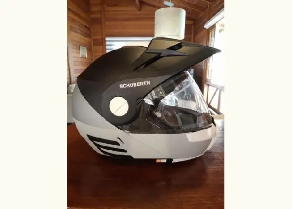 Capacete Schuberth E1