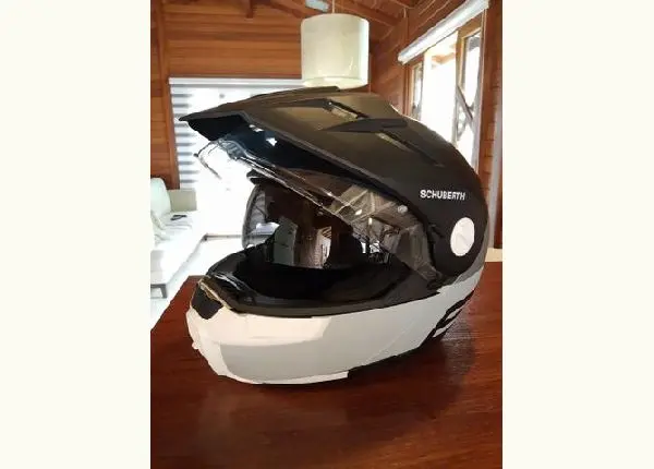 Capacete Schuberth E1