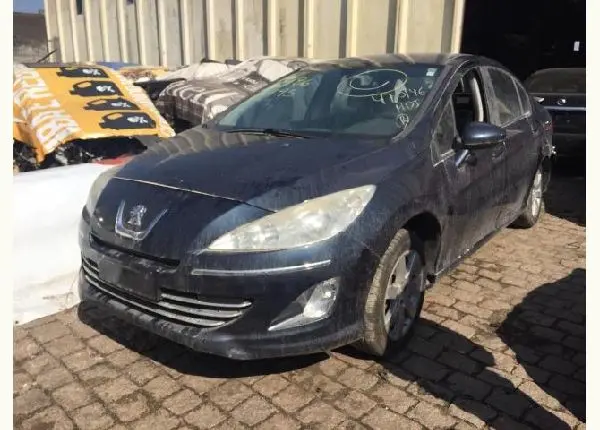 Sucata Peugeot 408 Sedan 2.0 2011/2012, para retirada de peças