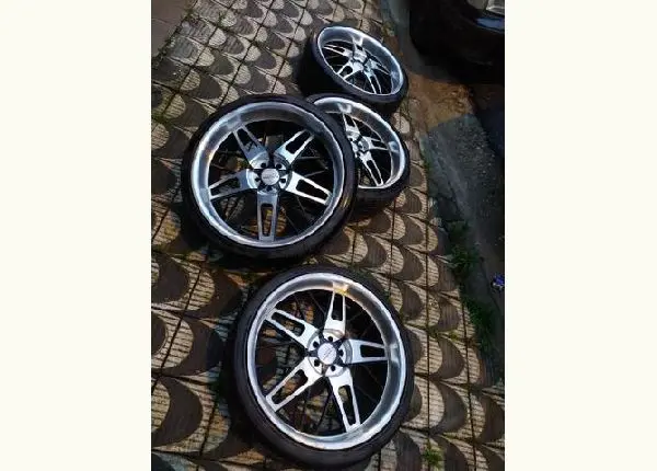 Rodas Aro 20 com pneusn