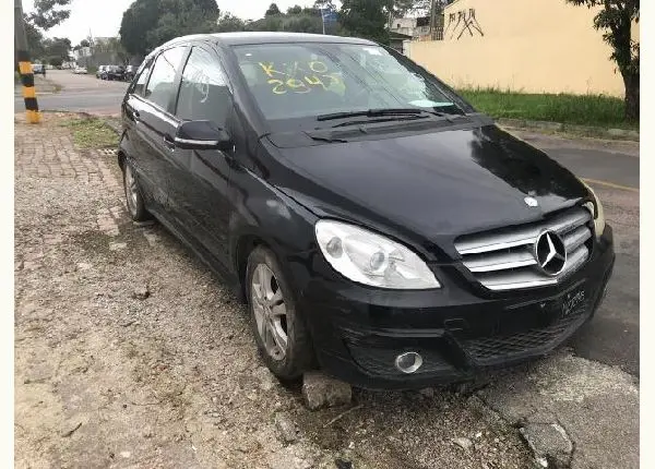 Parachoque Mercedes Classe B170