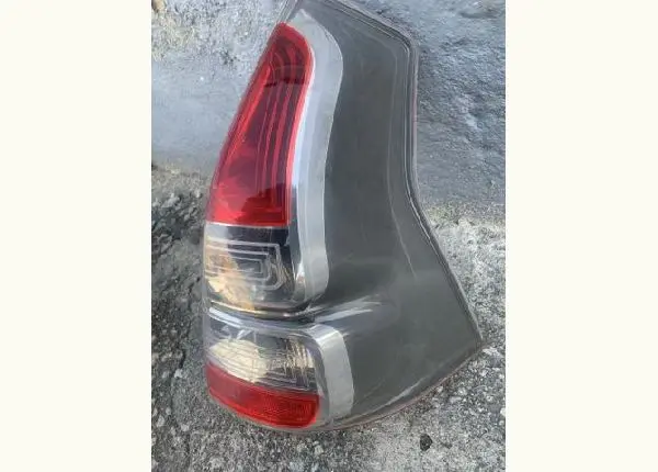 Lanterna lado direito Sandero Stepway 2012 / 2014 (cinza) original