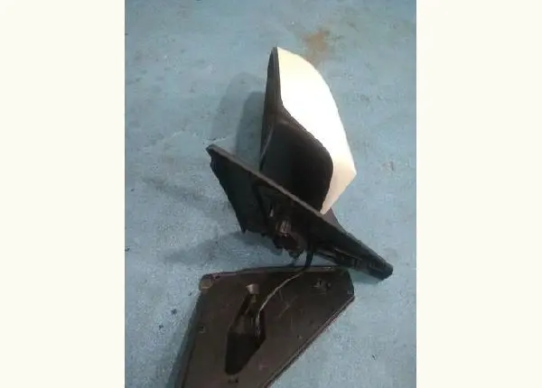 Retrovisor esquerdo Toyota Etios 2015
