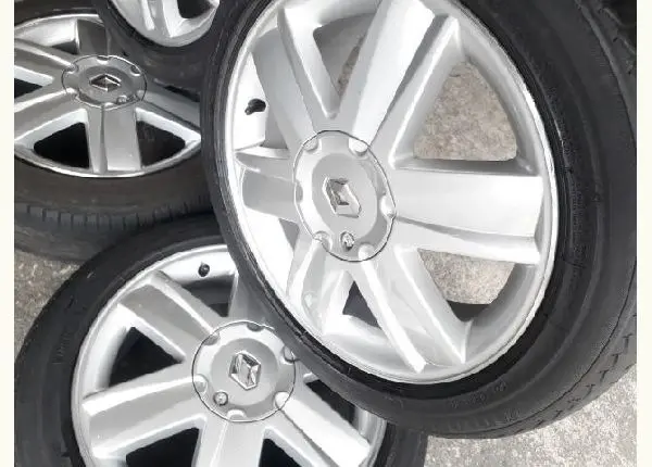 Roda 16 M.E.G.A.N.E lindas +Pneus 185/55/16 só 1, 299 ac/13, 14, 15