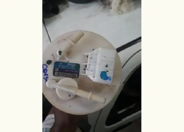Bomba de gasolina corsa celta