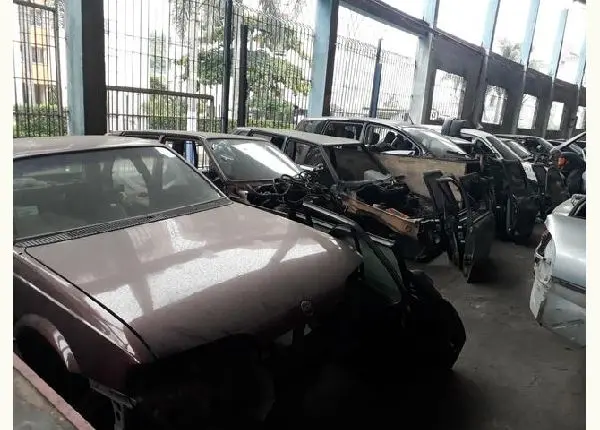 Sucata Monza Tubarão 1994