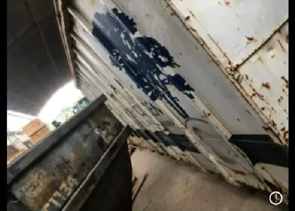 Caçamba Rollon de 36 M3