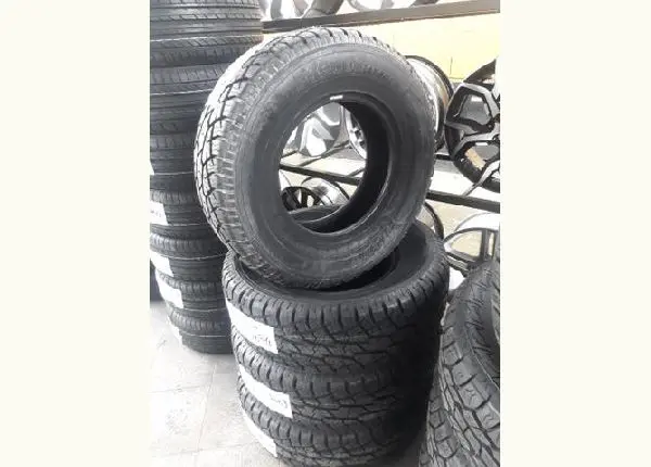 Promoção de pneus de camionetes
