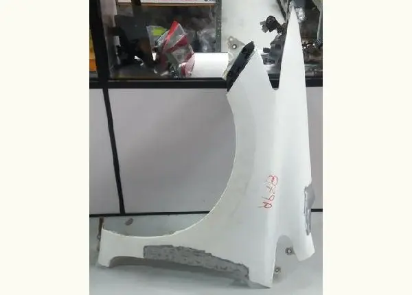 Paralama Esquerdo com Guia Honda Civic 2012