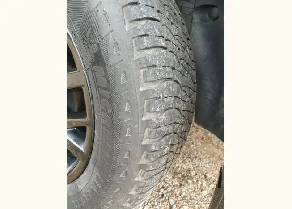 Pneu 215/65/16