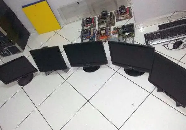 Tela Lcd De Computador 17'' E 19''