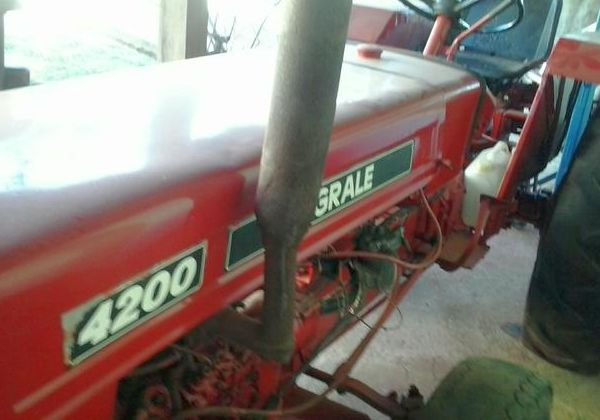 Trator Agrale 4200
