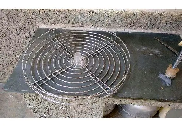 Aramado de Canto Giratório cesto