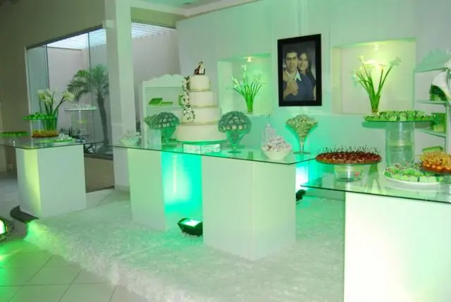 Bombons finos, bem casados, docinhos caseiros, pães de mel, cup cakes, pirulitos personalizados