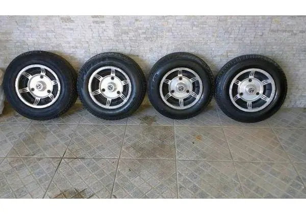 Roda liga leve aro 13 trés furos