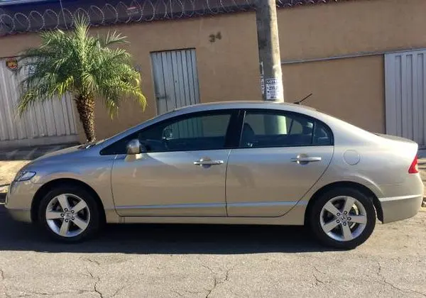 Honda Civic LXS AUT - 2008