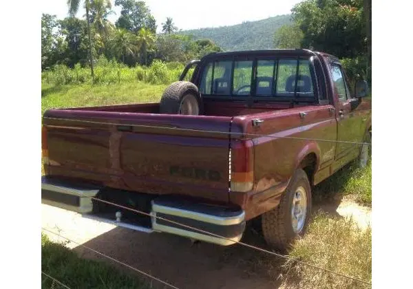Ford F-1000 - 1997