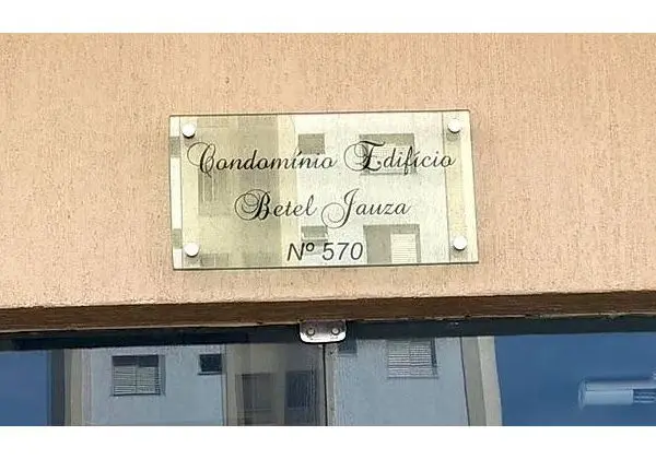 Apartamento em Uberlândia, 3 quartos 140 mt