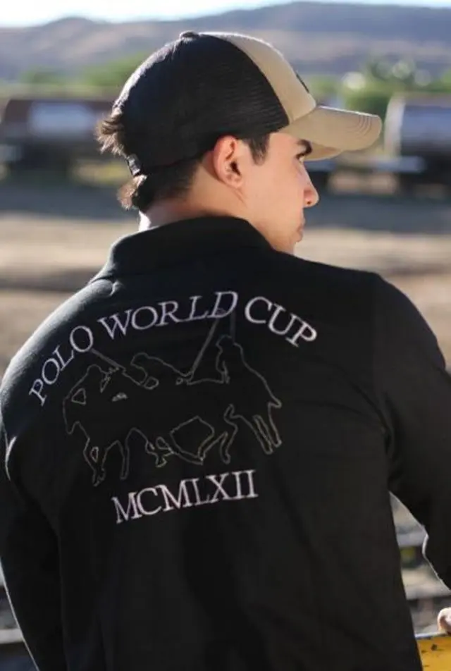 CAMISAS COM ÓTIMA QUALIDADE E DIVERSAS CORES E MODELOS