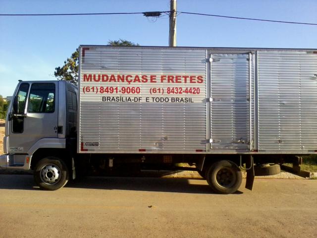 MUDANÇAS E FRETES