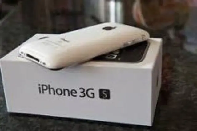 Apple Iphone 4g 32gb, BlackBerry Bold 9700, Nokia N97 32GB unlocked