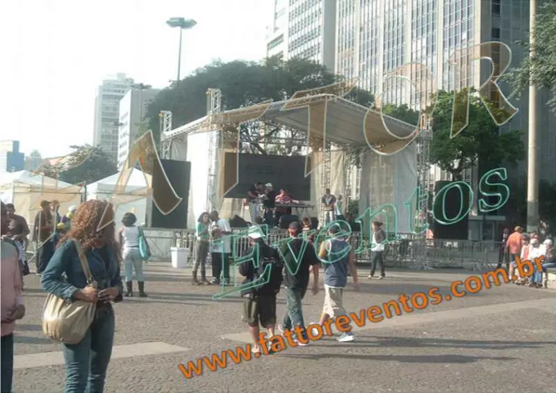 FATTOR EVENTOS - Locação e venda - Arquibancadas, passarelas, palcos, tablados, pisos, grades