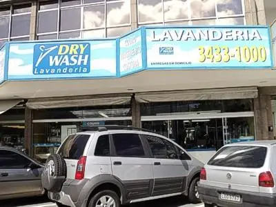 Na Dry Wash Lavanderia, a sua roupa é levada à sério