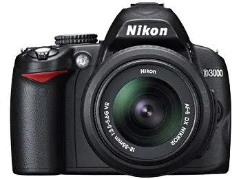 Câmera Nikon D90 12.3 com lente 18 - 105 mm, em Limeira