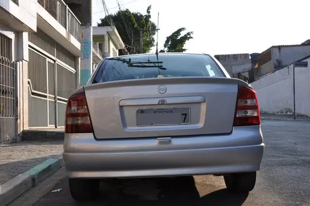 Astra Sedan 2001 completo em otimo estado