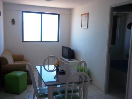 Aluga-se apartamento mobiliado Fortaleza centro Praia