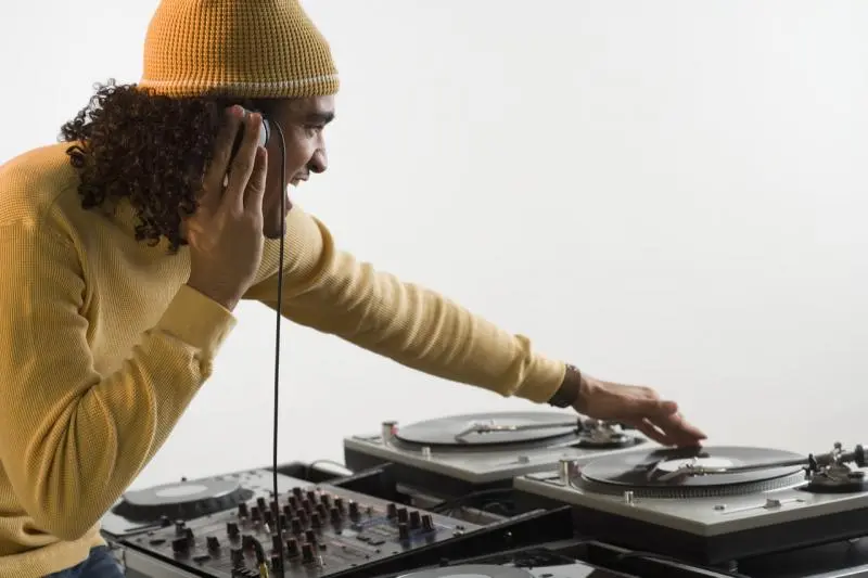 Apostila curso de DJ