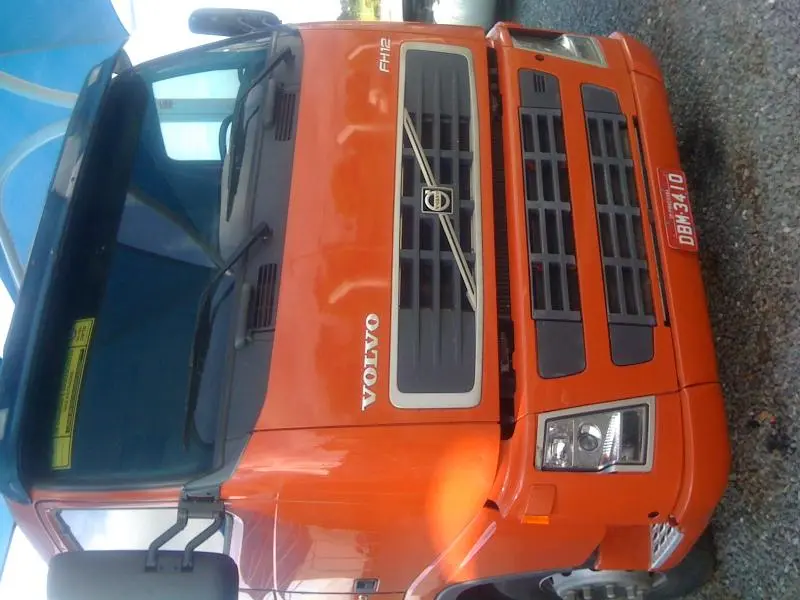 FH 12 420 6x2 2006 cabinado