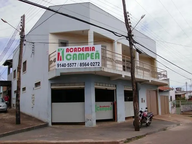 VENDO ACADEMIA DE MUSCULAÇÃO EM ANAPOLIS COMPLETA EM FUNCIONAMENTO