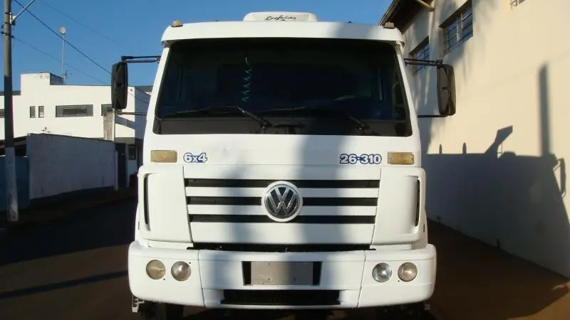 VW 26310 04 TRAÇADO CAÇAMBA ZERADA