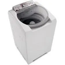 MÁQUINA DE LAVAR ROUPAS
