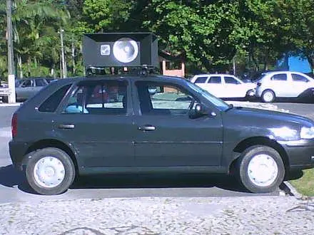 Faixas, banner fotograficos, adesivos, cartão de visita, panfletos, carro de som, vinheta