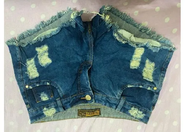 3 shorts jeans novos por 70