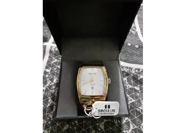 Vende esse relógio da século
