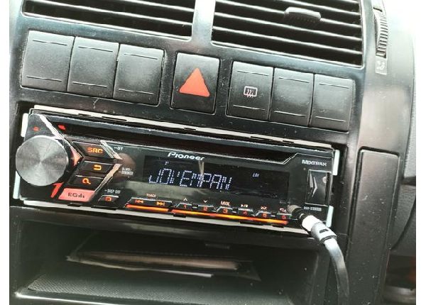 Rádio pionner mixtrax USB